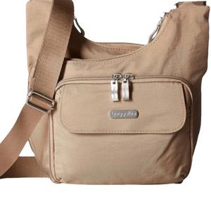 Baggalini tan crossbody bag
